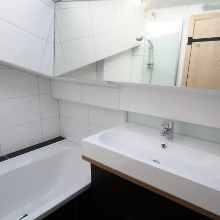 Chalet Kirchberg 1 בקתה *