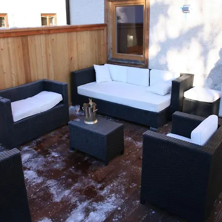 Chalet Kirchberg 1 בקתה *
