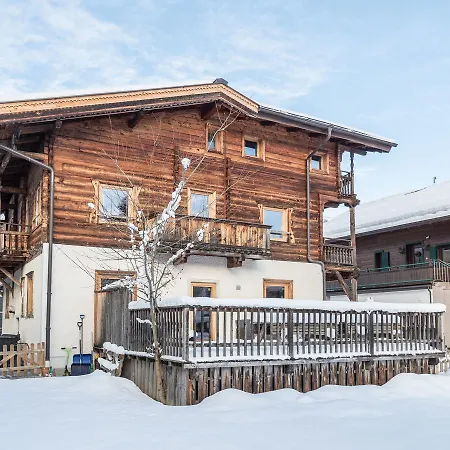 Chalet Kirchberg 1 בקתה