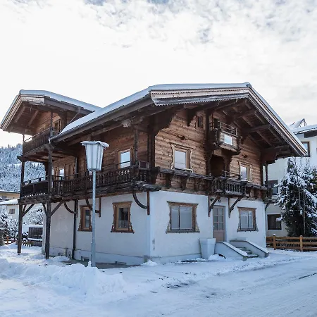 Chalet Kirchberg 1 * קירשברג אין טירול