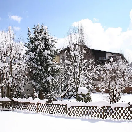 בקתה Chalet Kirchberg 1